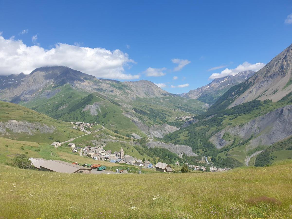 Appartement A La Montagne Villar-dʼArène Kültér fotó
